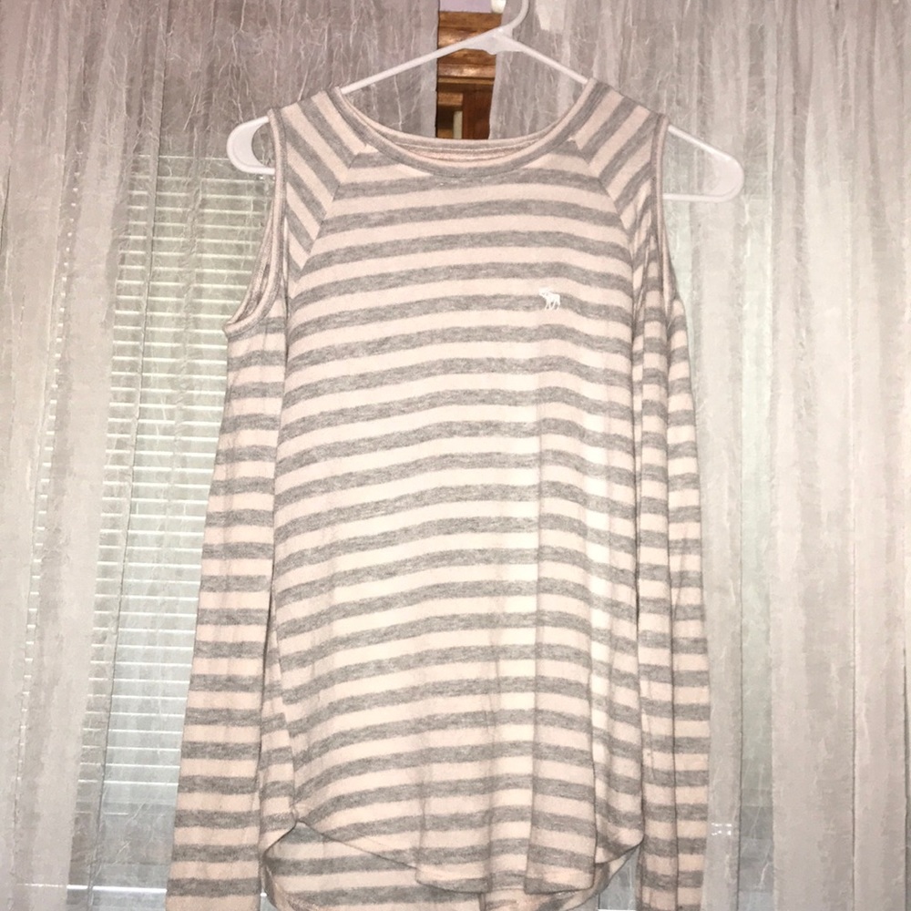 Gray and pink long sleeve